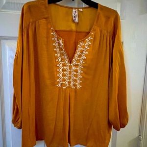 🧡Anthropologie golden yellow top size Xl